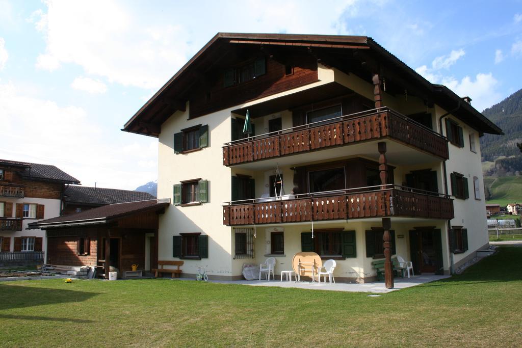 Hus Pravis Apartamento Klosters-Serneus Exterior foto
