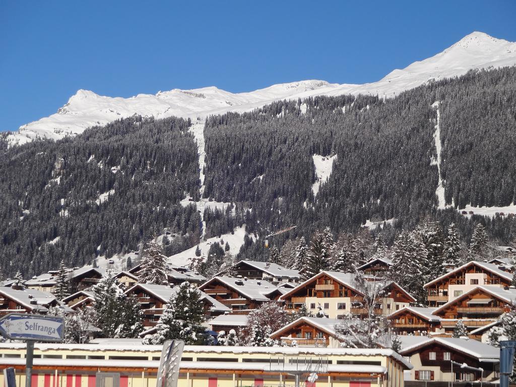 Hus Pravis Apartamento Klosters-Serneus Exterior foto